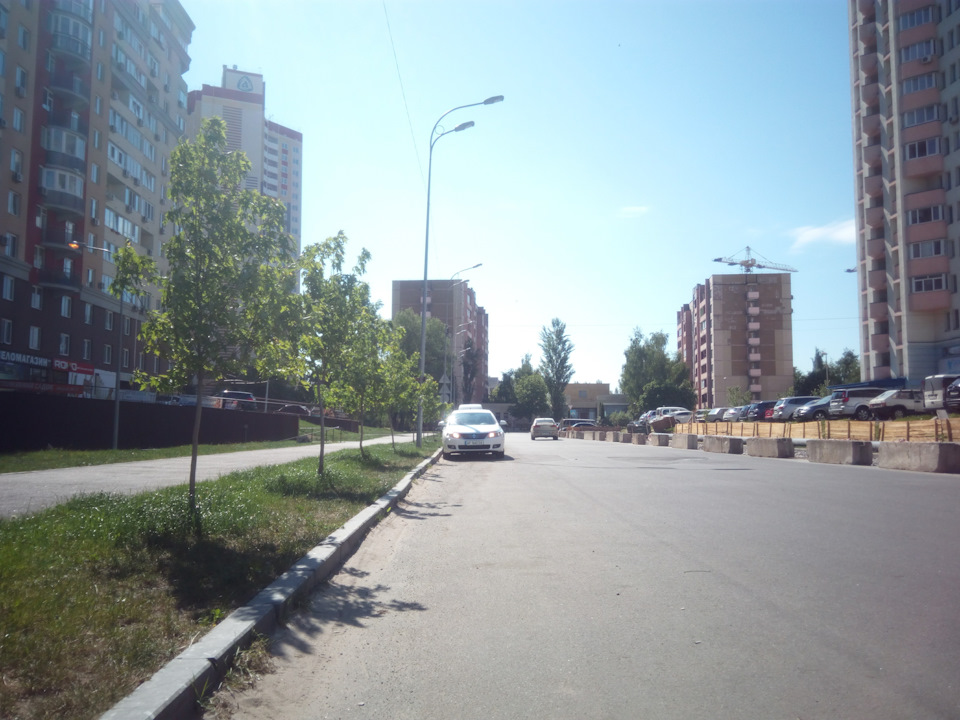 Контролер ДХО (далекий у повнакалі). Встановив 3