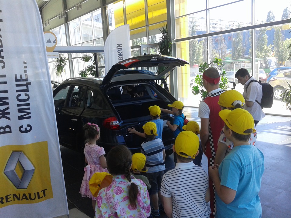 Відвідали сімейне свято з Renault 3