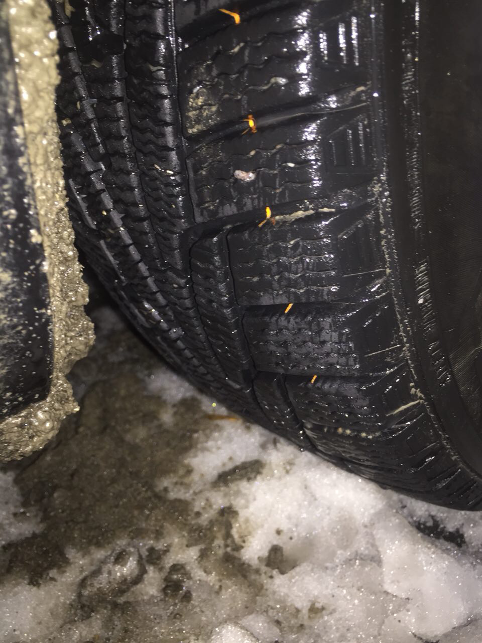 Відгук про зимову гуму Marshall (Kumho) I'zen KW31 3