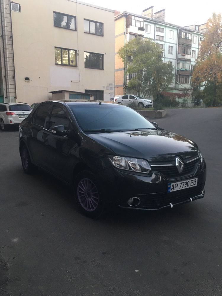 Зняв плівку з капота і помив двигун 2