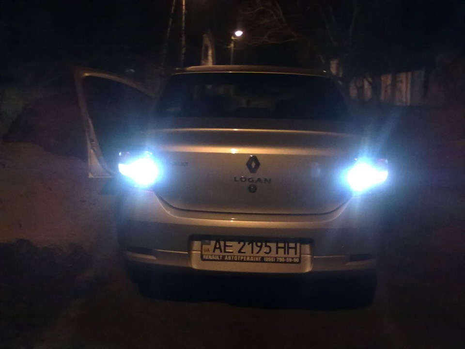 LED-лампи в підсвічування номера + задній хід 3