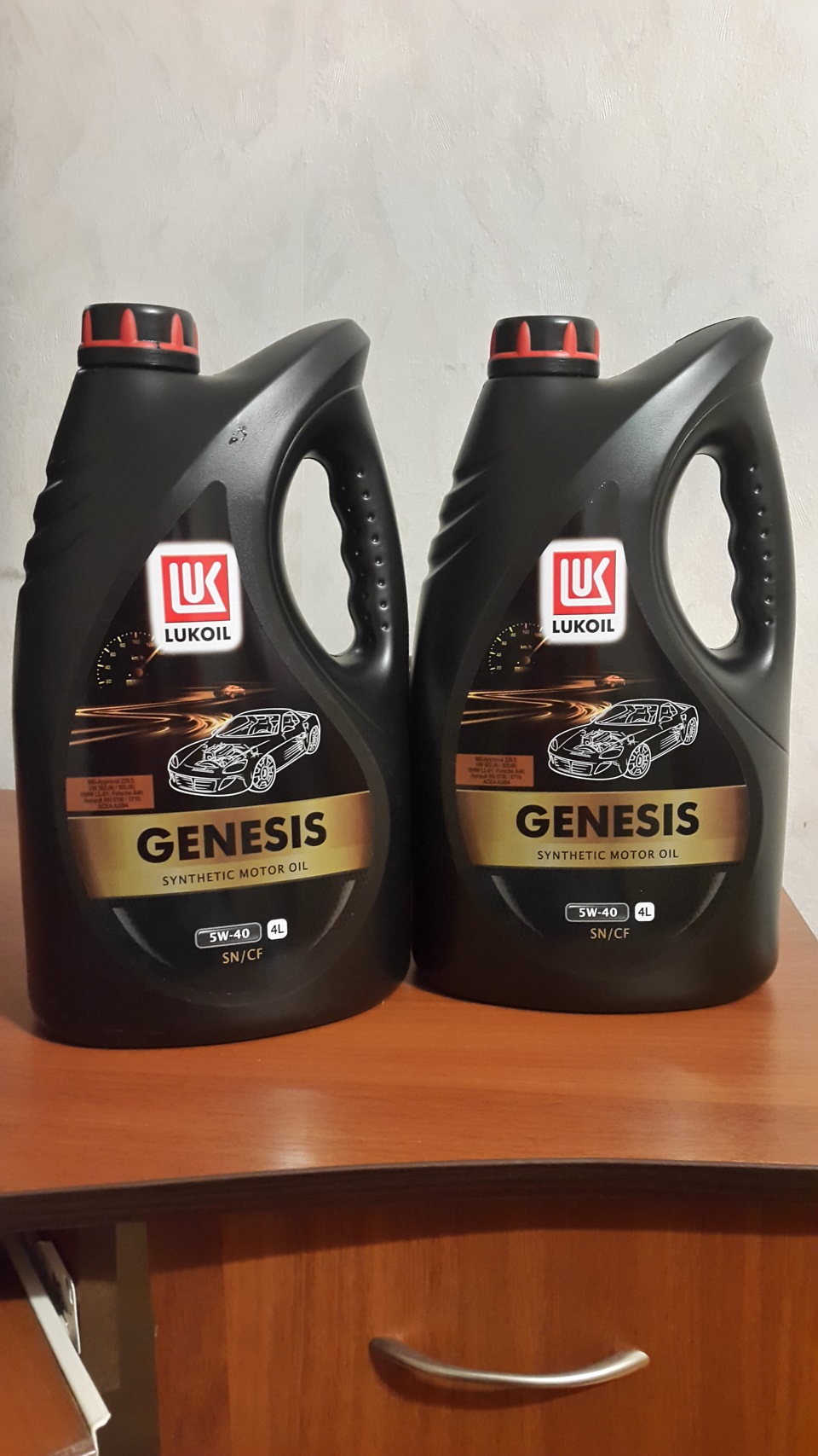 ЛУКОЙЛ GENESIS SAE 5W-40 1