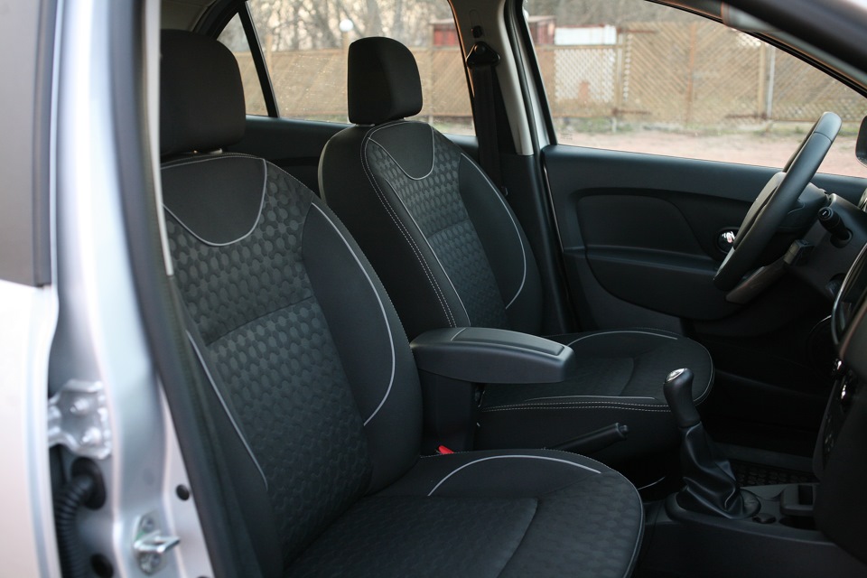 Фото салону. Renault Logan New 3