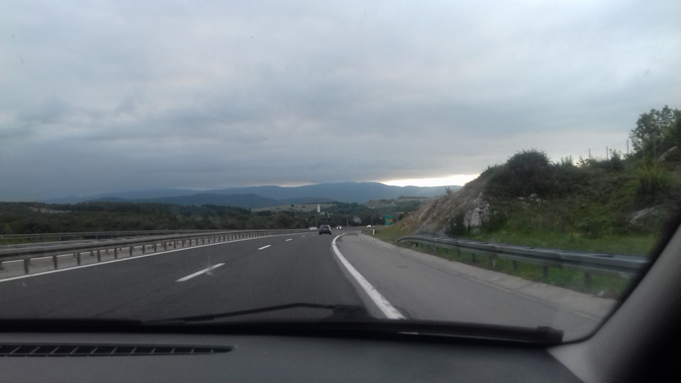 В Хорватию на Логане 5