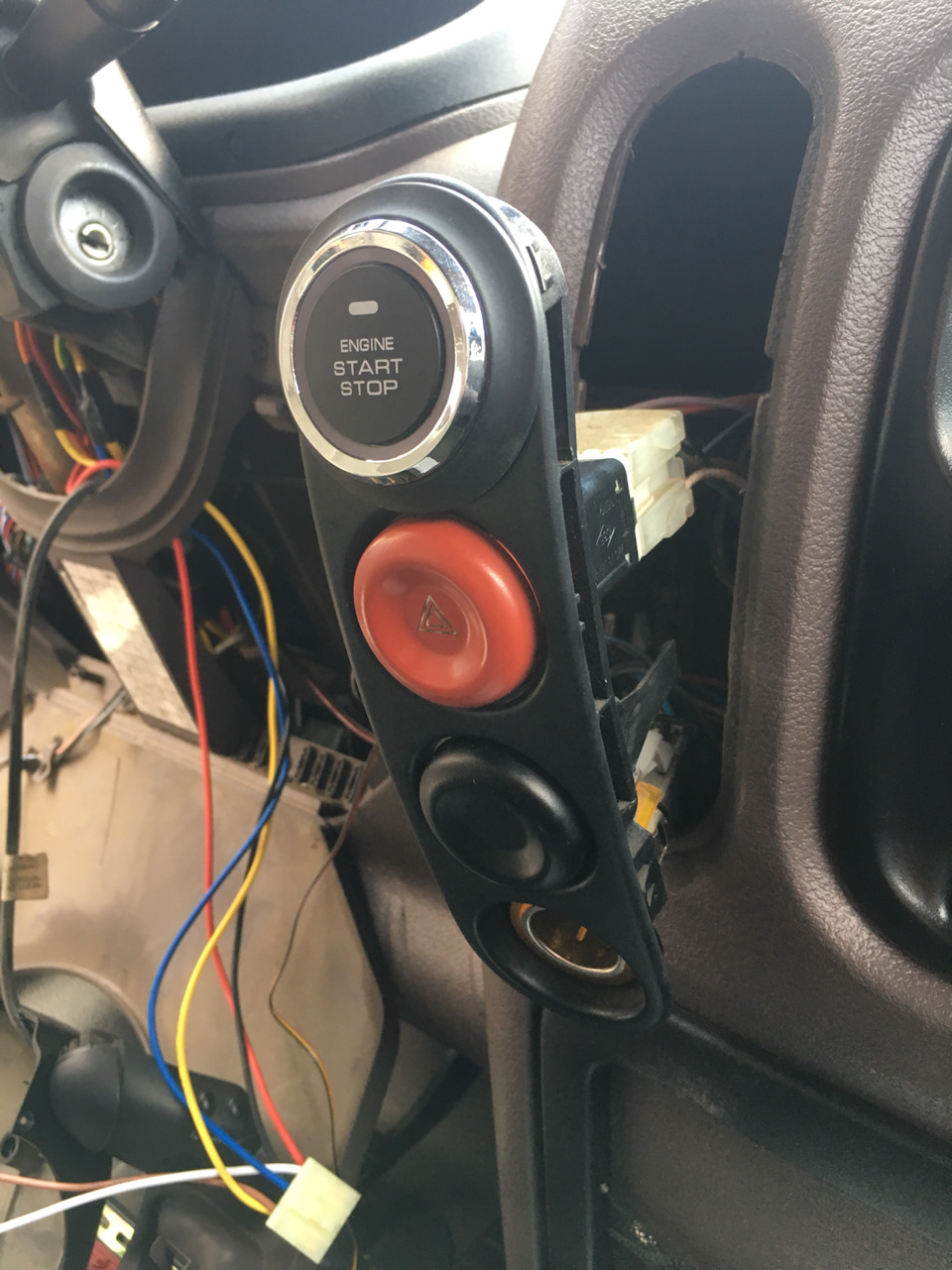 Кнопка Старт-Стоп у Renault Master 2 1