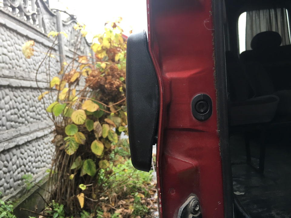Руки-гаки або епопея з ручкою зсуву Renault Master II 1