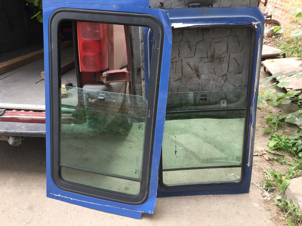 Зсувне скло на Renault Master 2 3