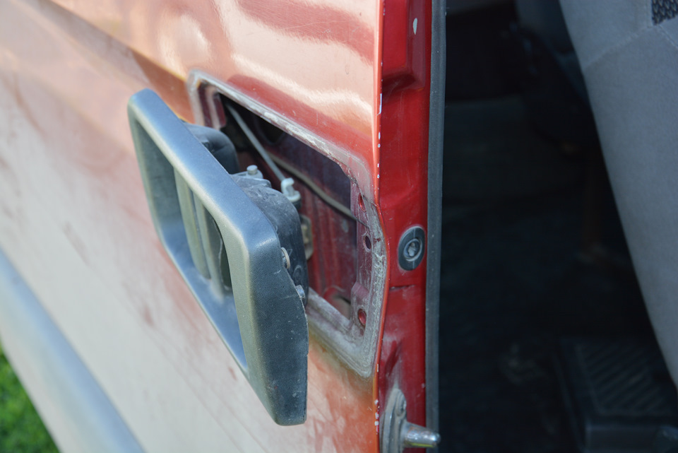 Заміна ручки зсувних дверей Renault Master II 4