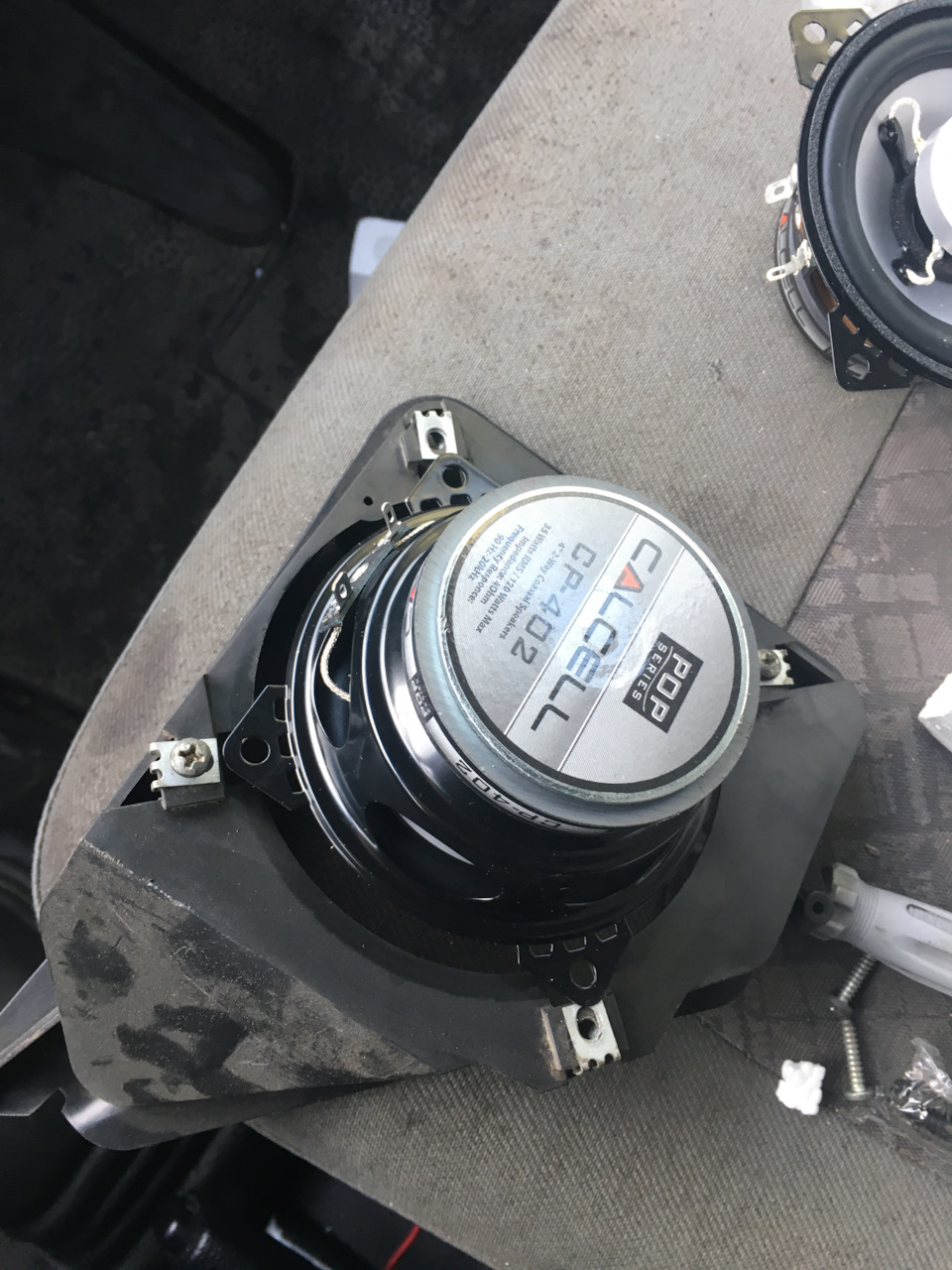 Колонки в торпеду calcell cp-402 5