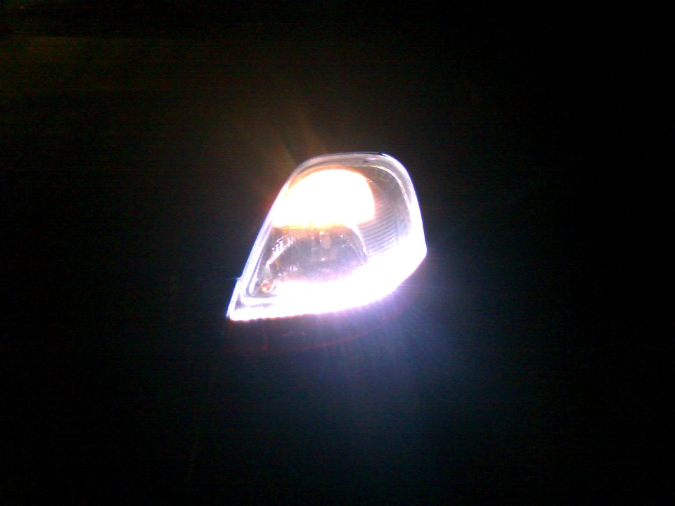 Світлодіодна стрічка rgb на фарі! 3