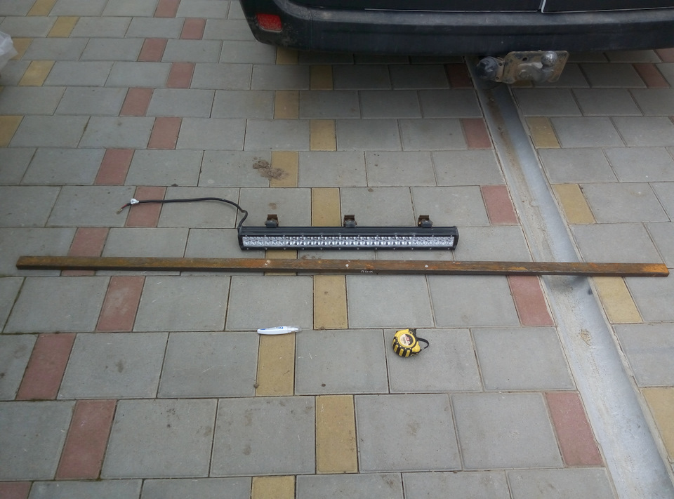 Кронштейн під LedBar 1