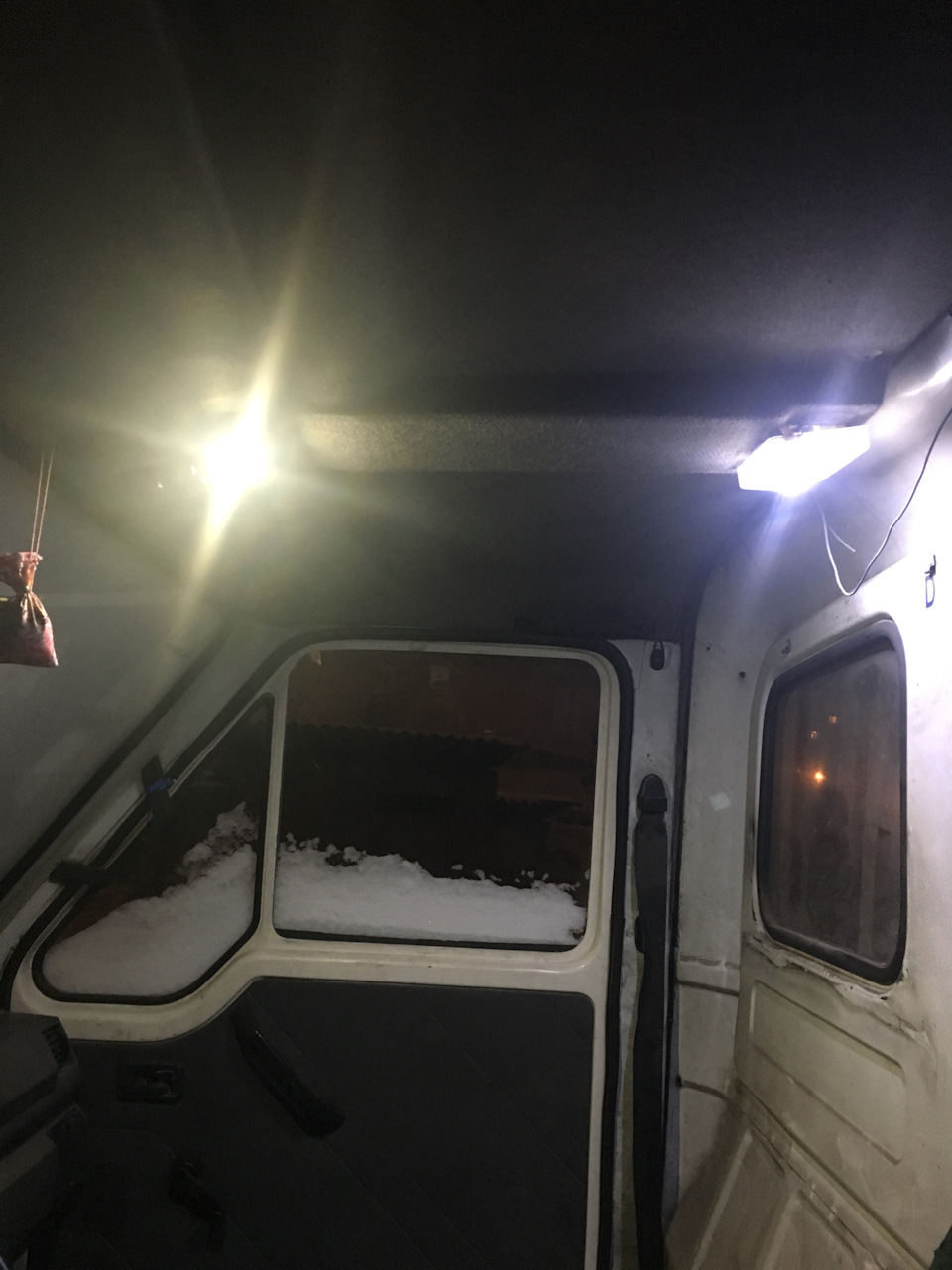 Підсвічування салону 2