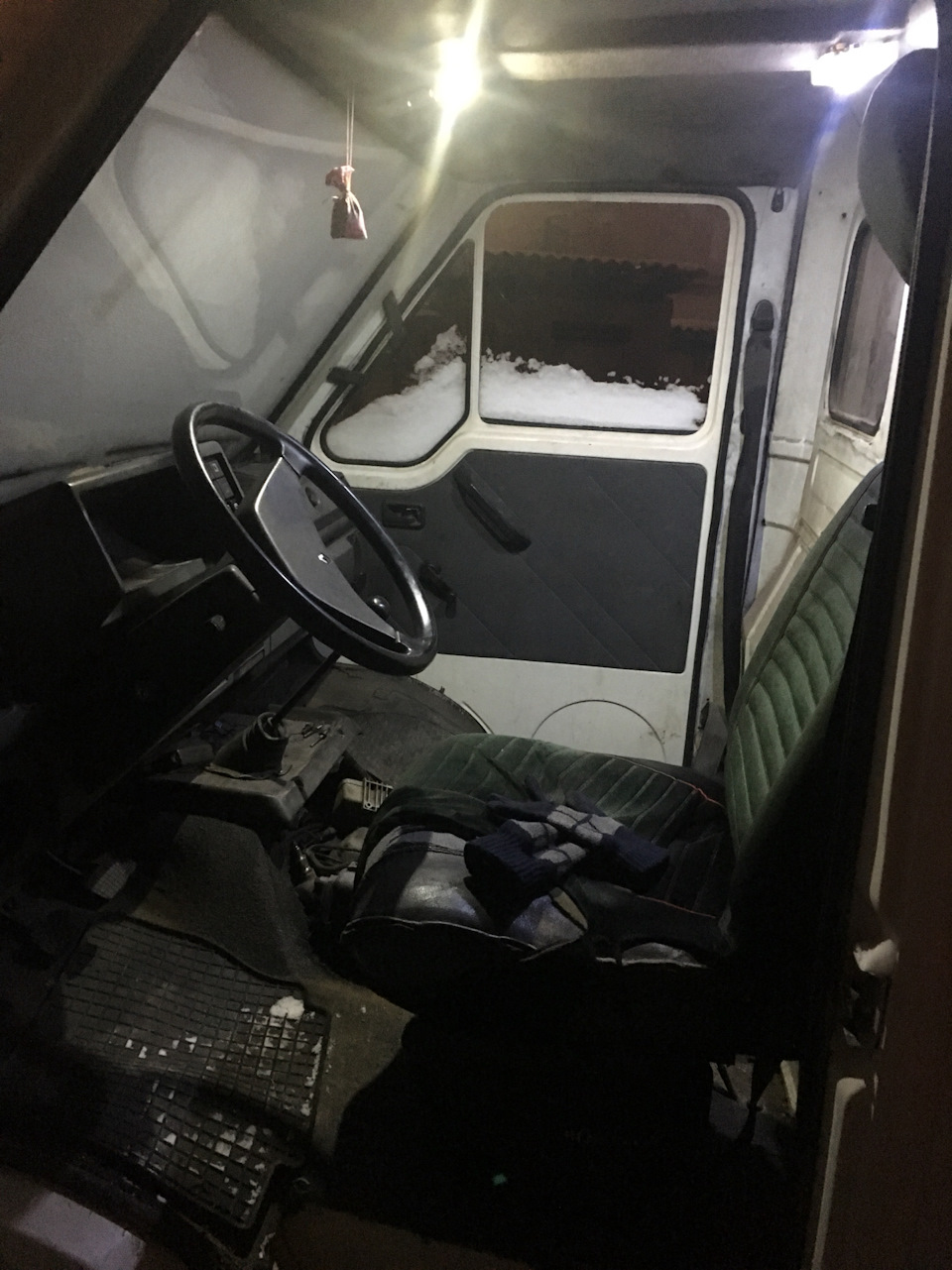 Підсвічування салону 1