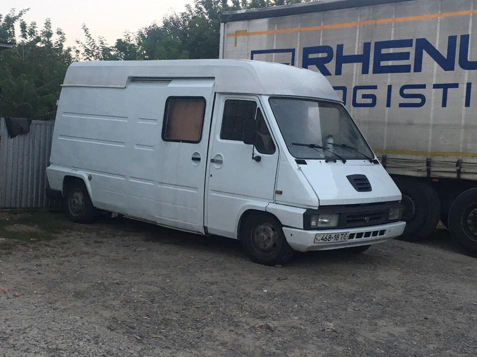 Зустріч клубу Renault Master 1