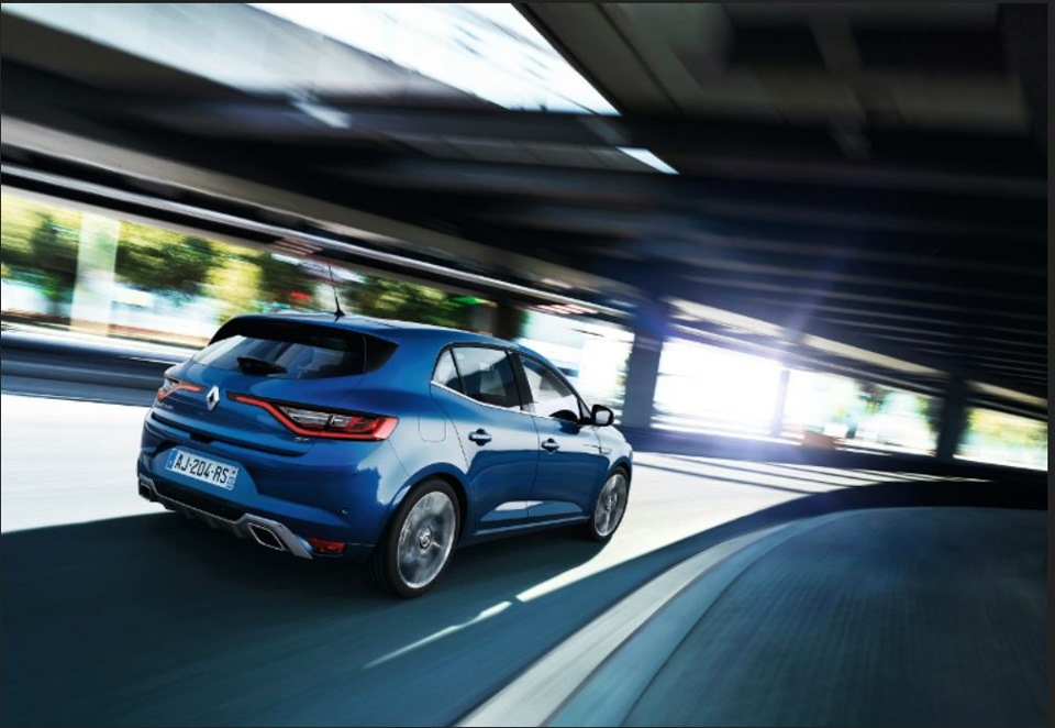 Як вам New Megane IV? 3