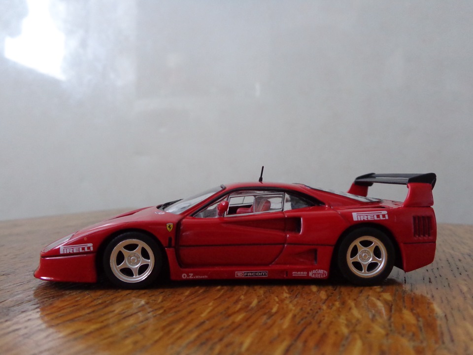 Megane, Ferrari та Jaeger 1