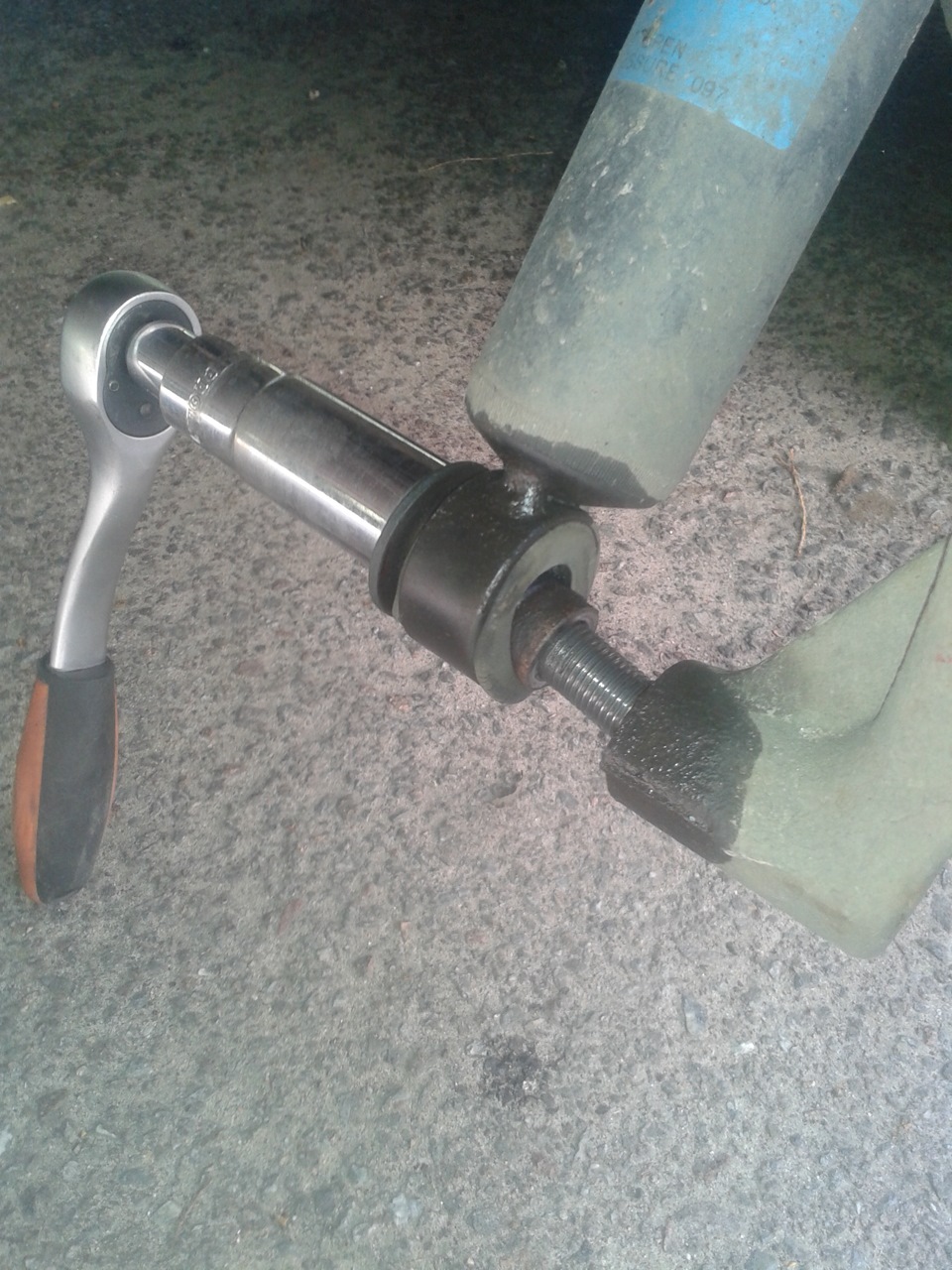 Задні амортизатори Bilstein sport B6 be5-2651 2