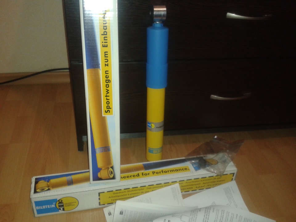 Задні амортизатори Bilstein sport B6 be5-2651 4