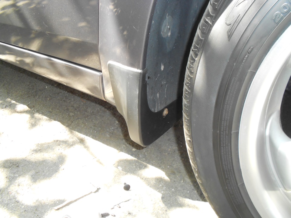 Передні оригінальні бризковики 4