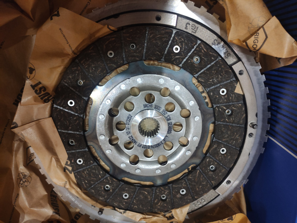 Комплект зчеплення к9к 636 kz14 Sachs 2290 601 143 3