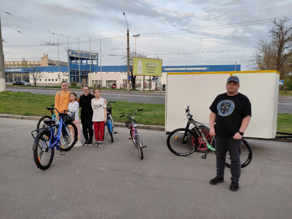Як перевезти 6 велосипедів за раз)) 3