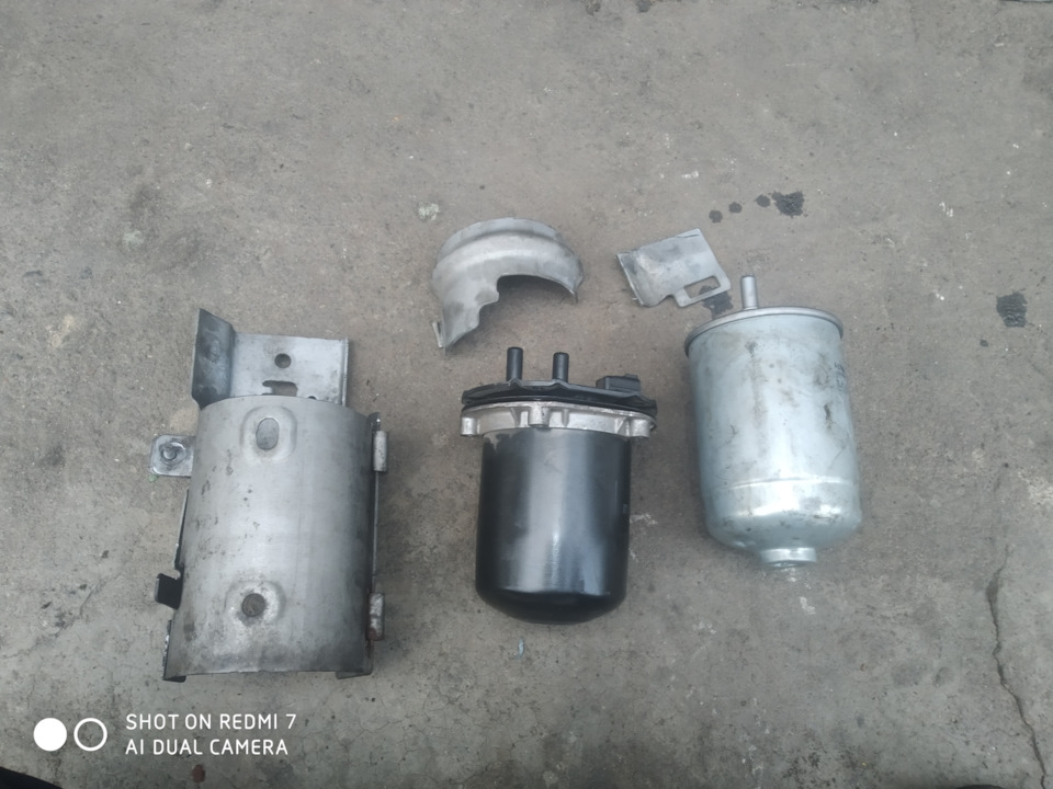 Корпус паливного фільтра від Renault Doker 1