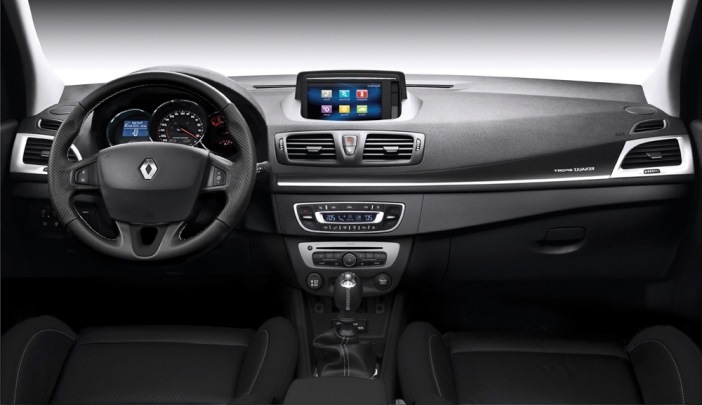 Просуваємо Renault Sport у маси, або Торпедо мені запили 2