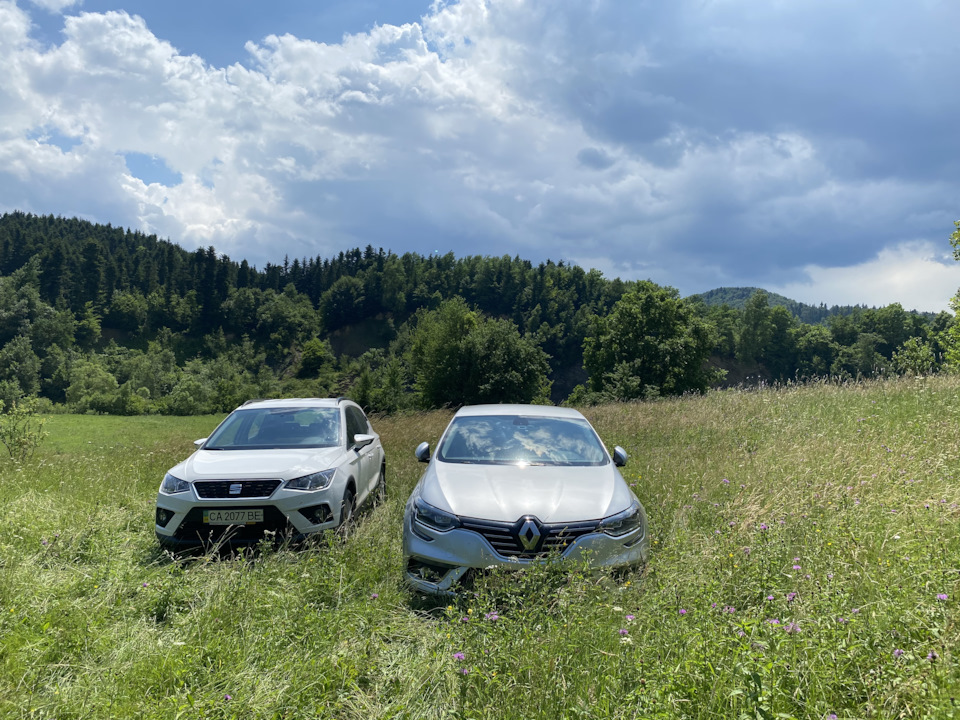 #6 Поїздка на Гуцульщину, українські дороги та витрата на Megane 4 4