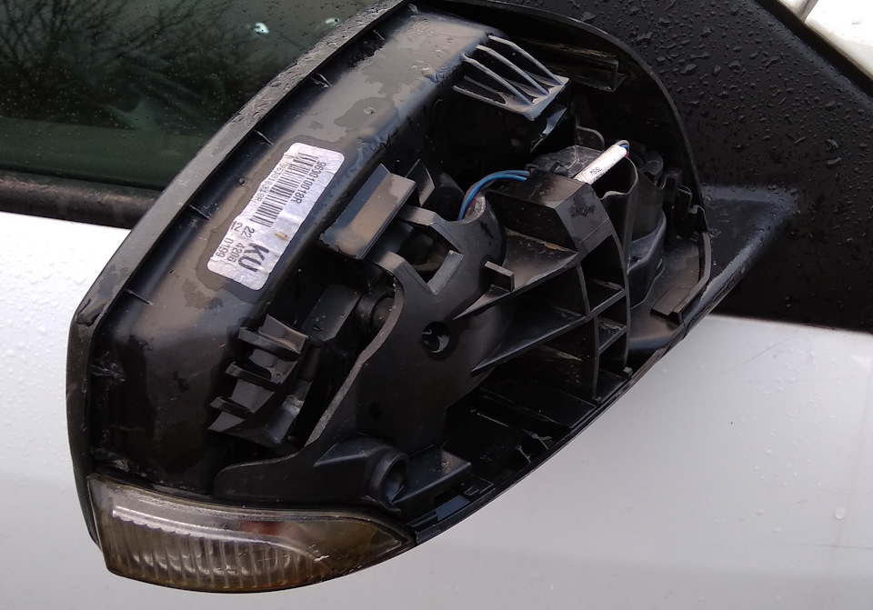 Кришка дзеркала renault megane 3 1