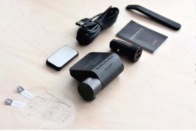 Відеореєстратор Xiaomi 70mai Dash Cam Pro 1
