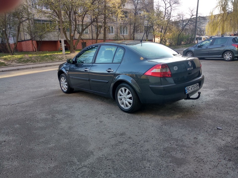 Відновлення зовнішнього пластику Megane 2 3