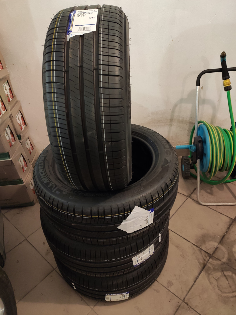michelin energy xm2+ 205/55/16 91V 4