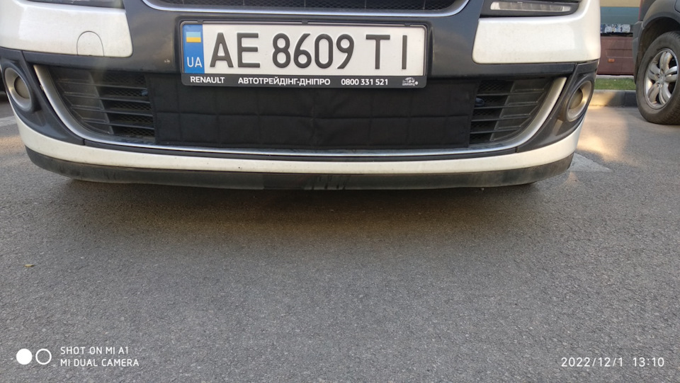 Зимова накладка на радіаторні грати 1