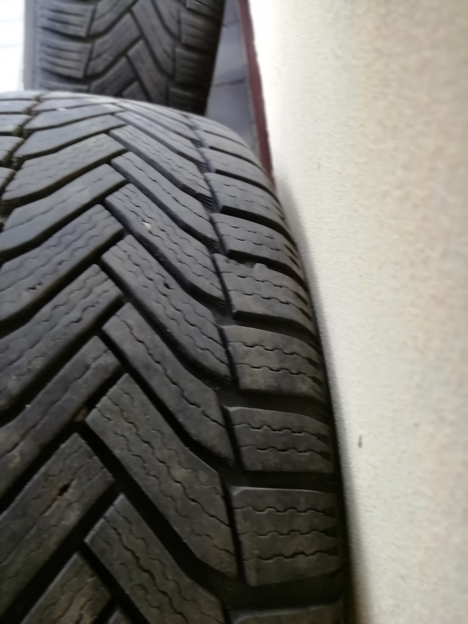 Продам диски гума колеса Megane 3 4 scenic 3 R 16 205 55 Michelin alpin 6 4