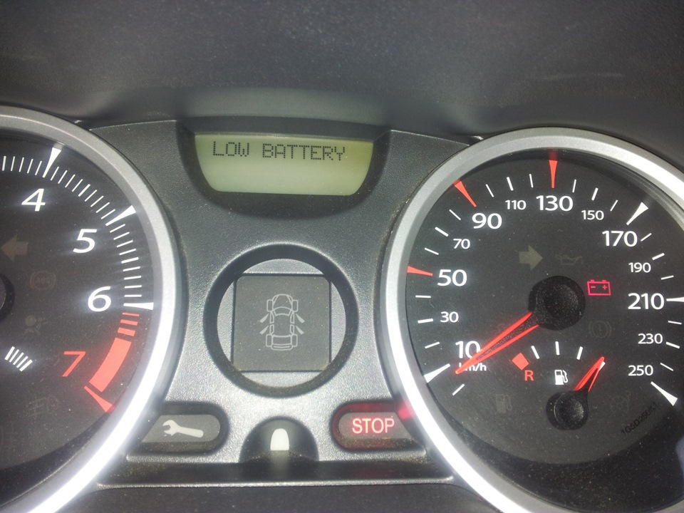 Low Battery та помилка Df034 на меган 2. 1