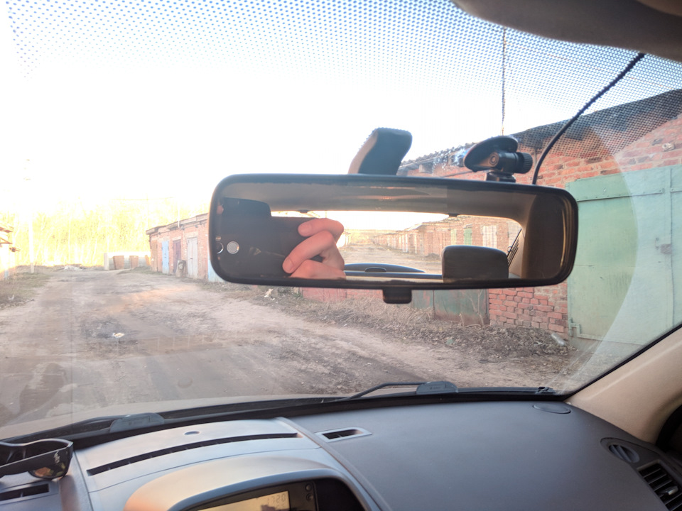 Реєстратор Xiaomi Yi car DVR 1