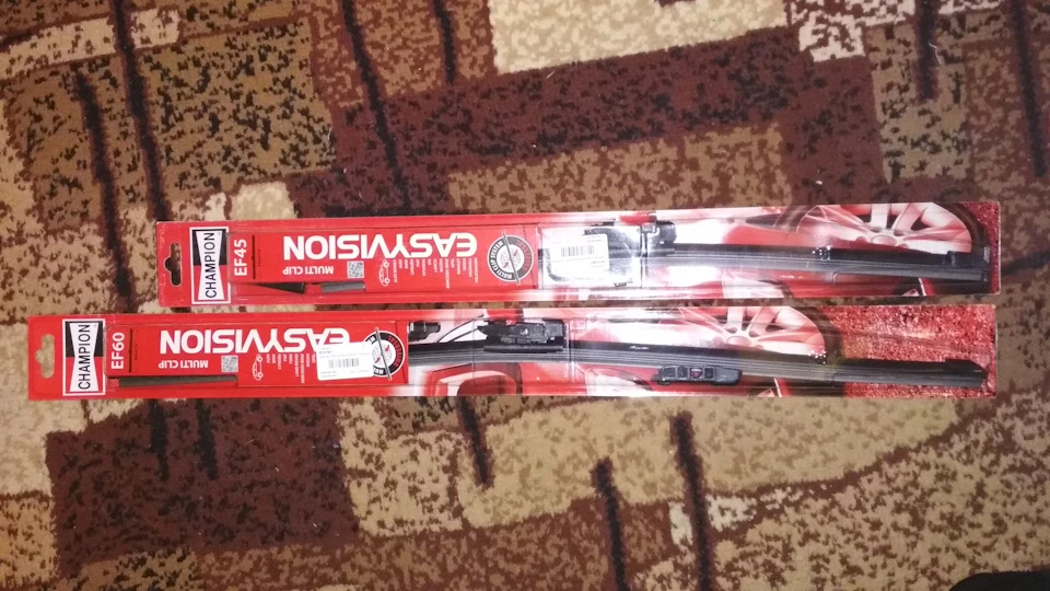 Заміна склоочисників на CHAMPION Easyvision Multiclip EF60 та EF45