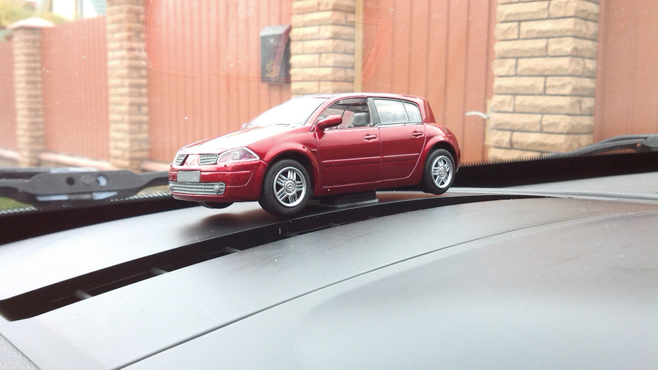 Mini Megi (модель Renoult Megane II) 2