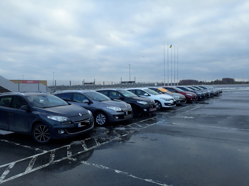 наклейка Megane Club Ukraine 2