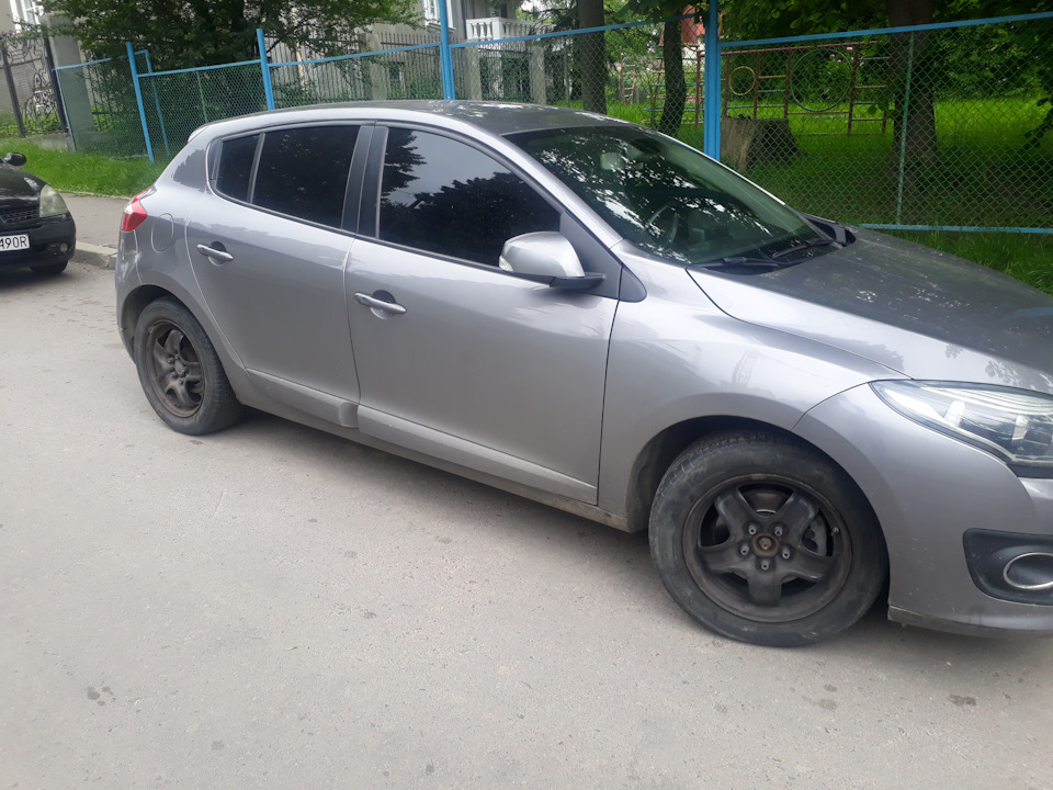 Вкрали структурні колпаки :( 1