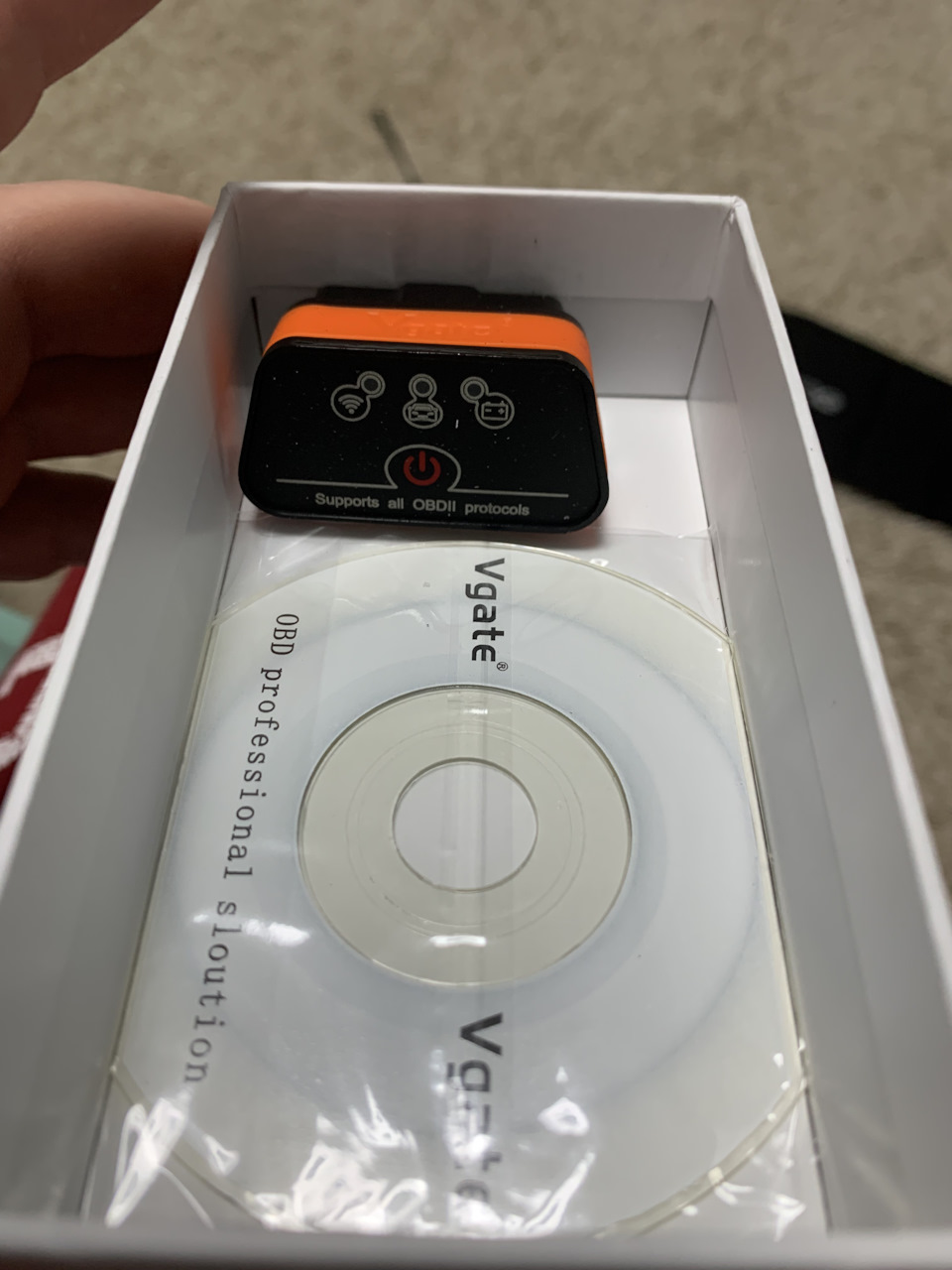 OBD Vgate 4