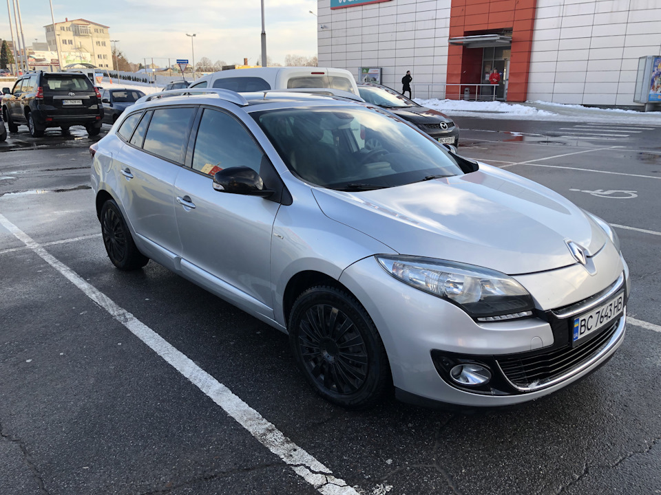 Рік у користуванні 3