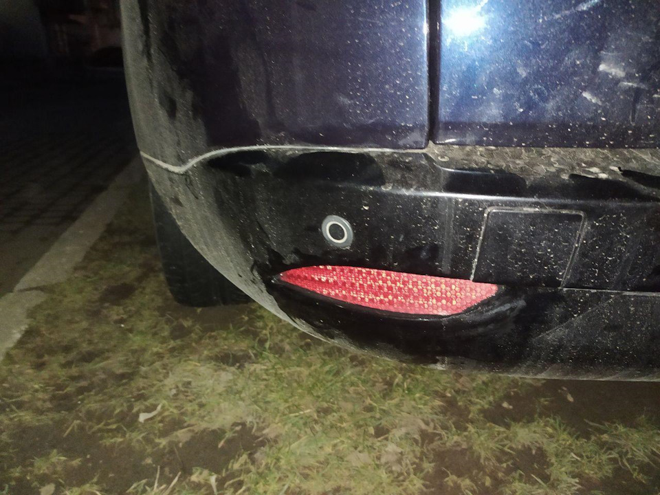 Відбивачі (катафоти, відбивач) у задній бампер MEGANE_3_САПФІР. PS Дешево і сердито 3