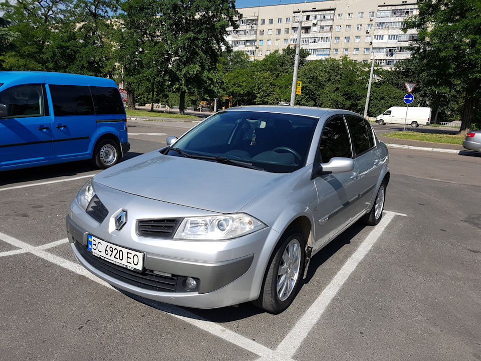 Полірування кузова, фар та накладки на пороги 2