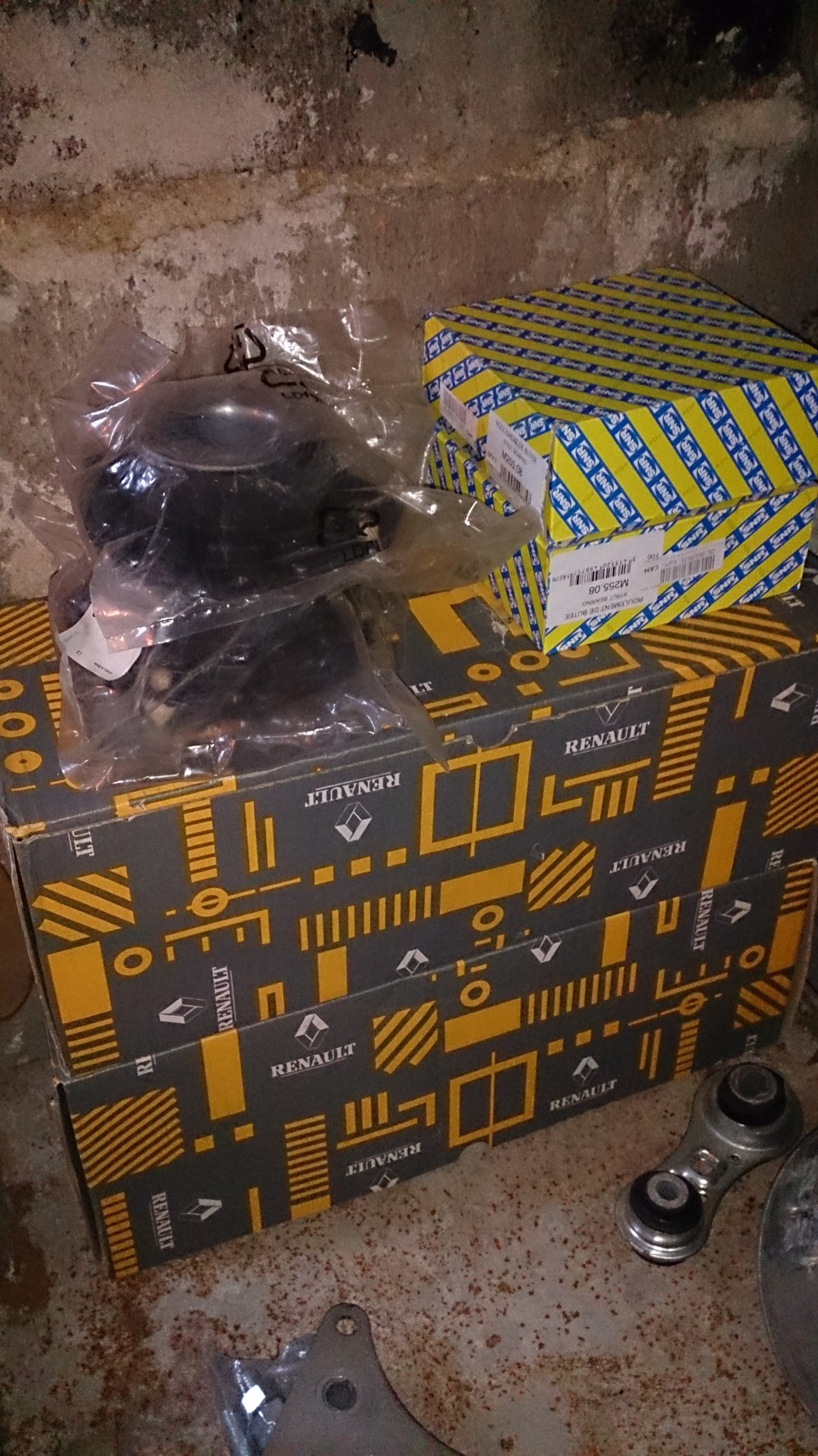 Убиті дороги продовжують висмоктувати $ 1