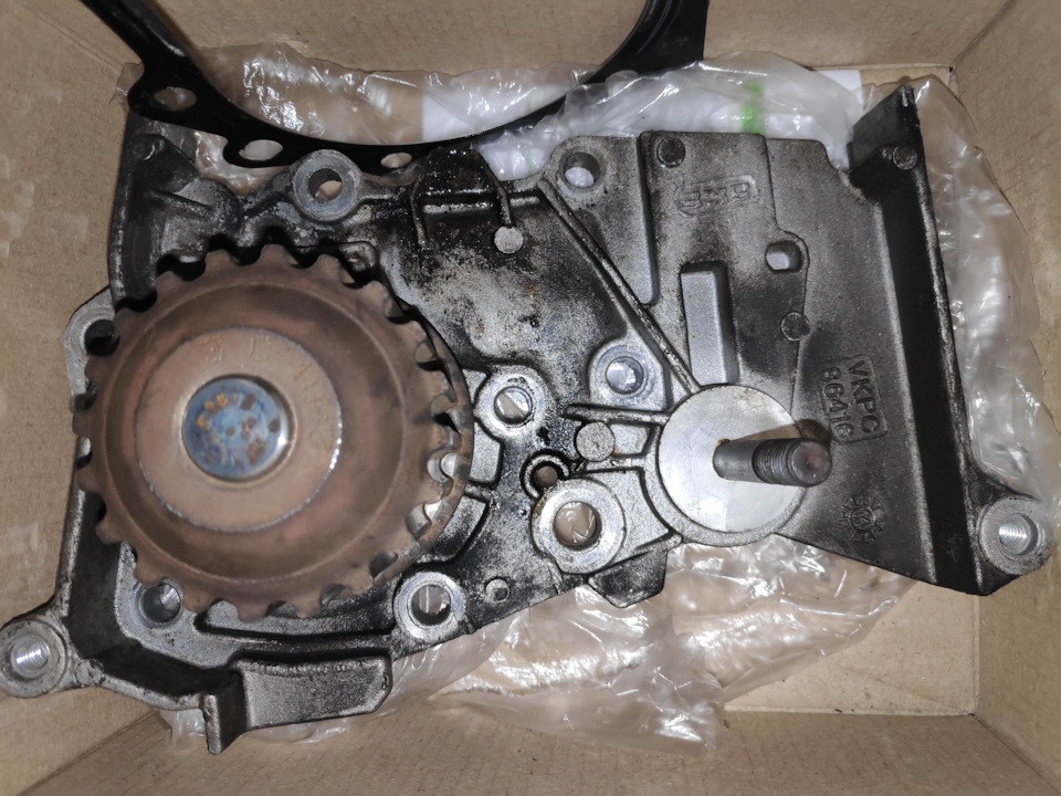 Як думаєте скільки пройшла моя стара помпа SKF VKPC 86416? 2