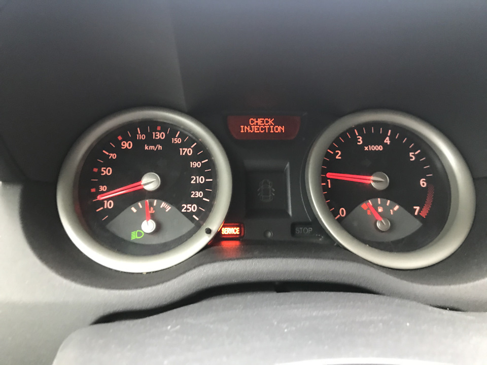 Check injection та ESP/ASR system fault на megane 2 1