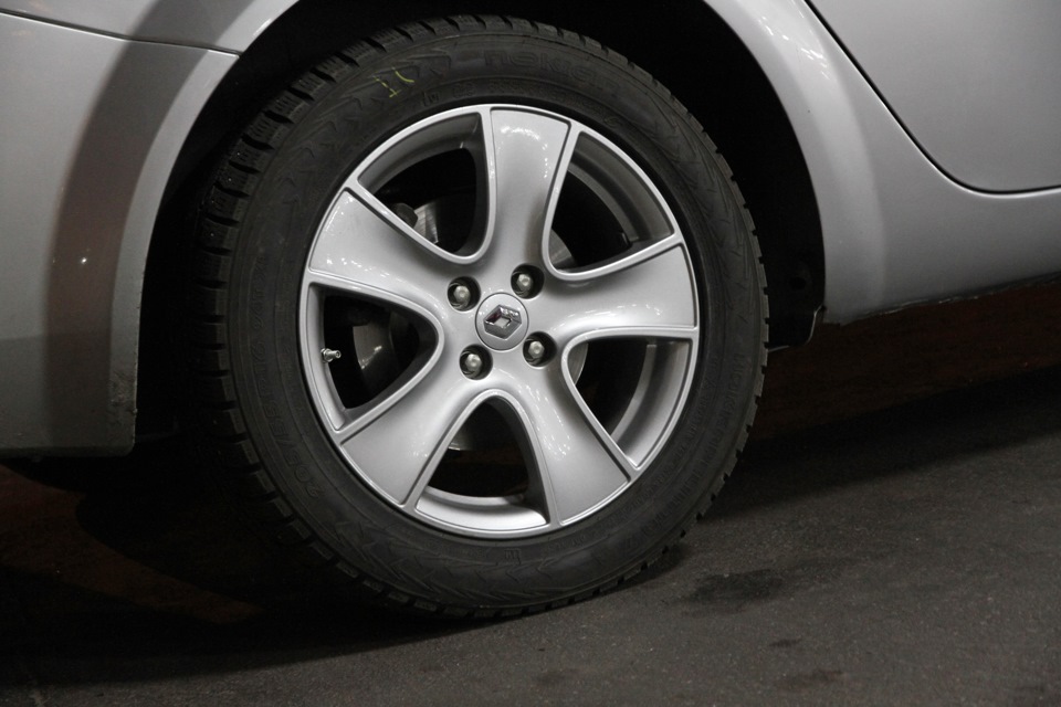 Перевзуття. Диски Passion 16'' + nokian hakapelitta 7 5