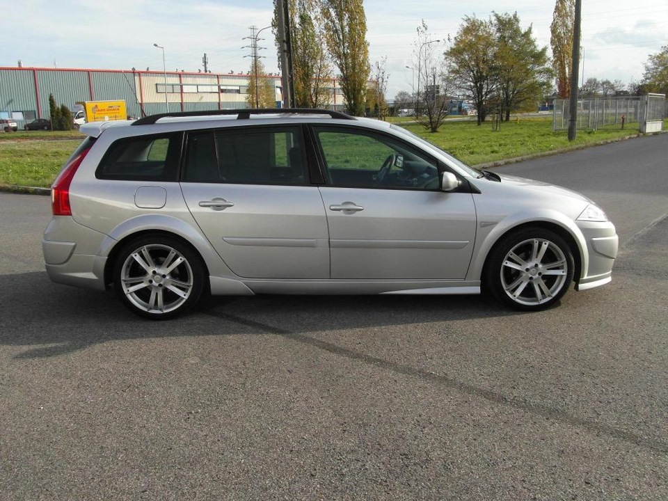 Спойлер Megane II grandtour 1