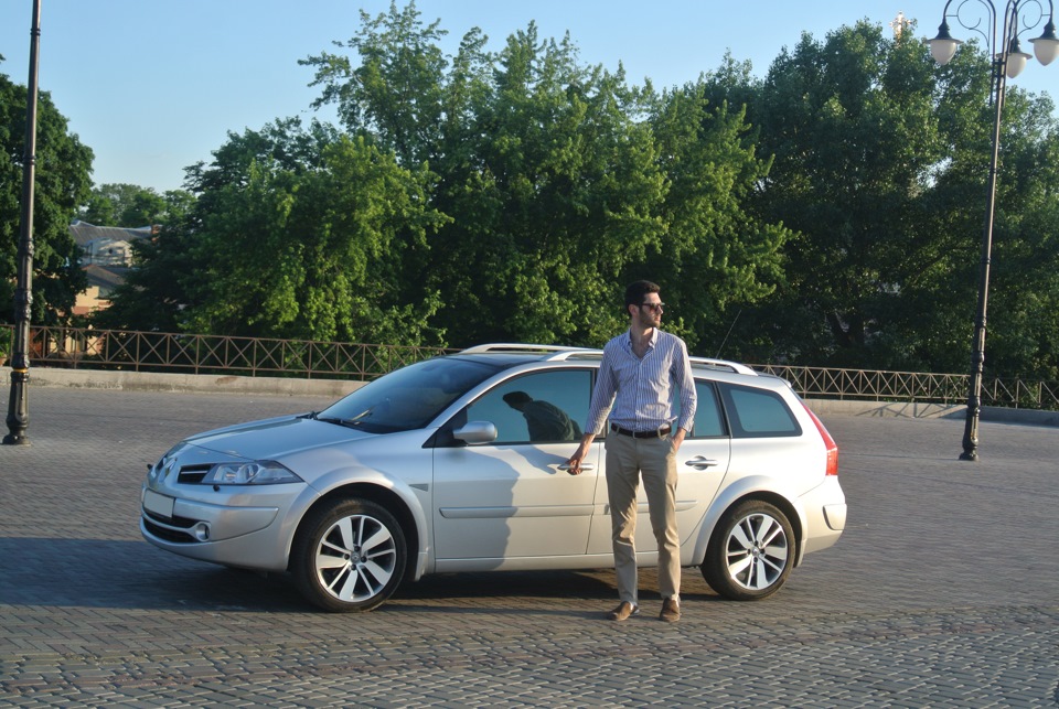 установка бризковиків Megane II 5